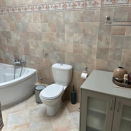 Ariadni Villa *